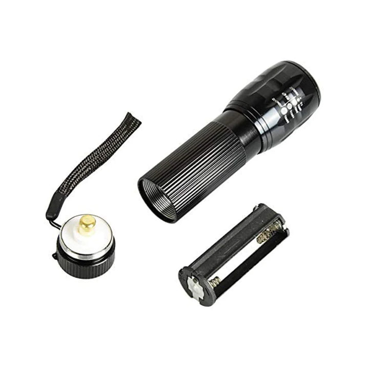 LED FLASHLIGHT WITH ZOOM FUNCTION